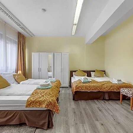 Hotel Business Lemon